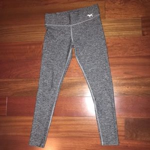VS Pink Yoga Pants 💗